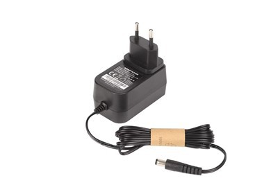 Abnehmbarer Netzadapter